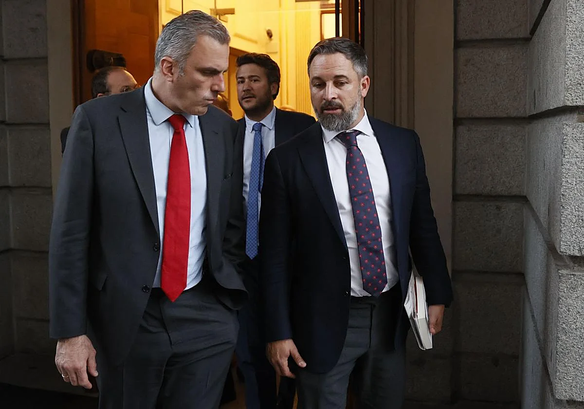 Vox expulsa a Ortega Smith y abre expediente disciplinario al líder del partido en Murcia