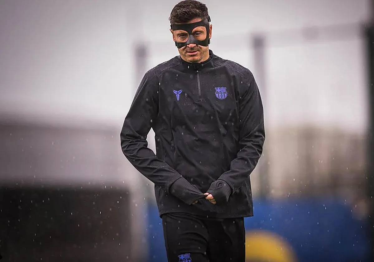 Lewandowski, el último enmascarado