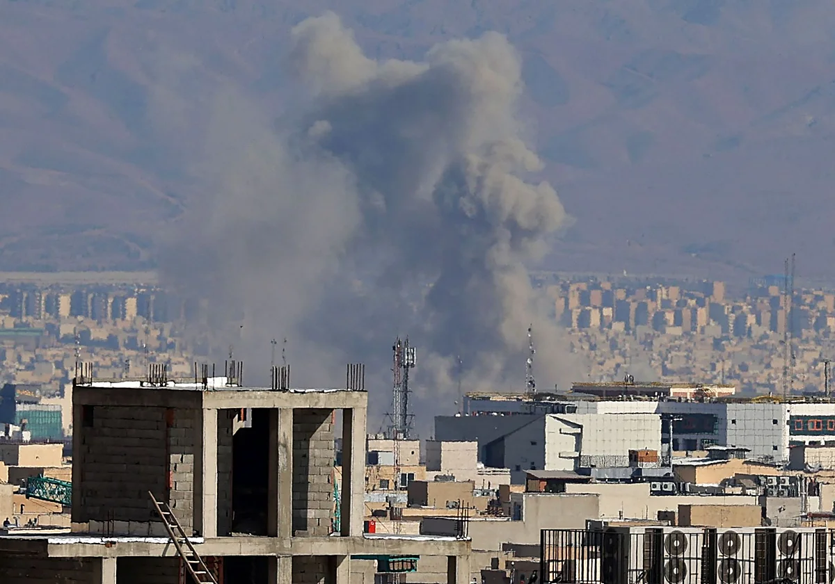 El conflicto en Irán amenaza con restar dos décimas al PIB español y elevar la inflación por encima del 3%