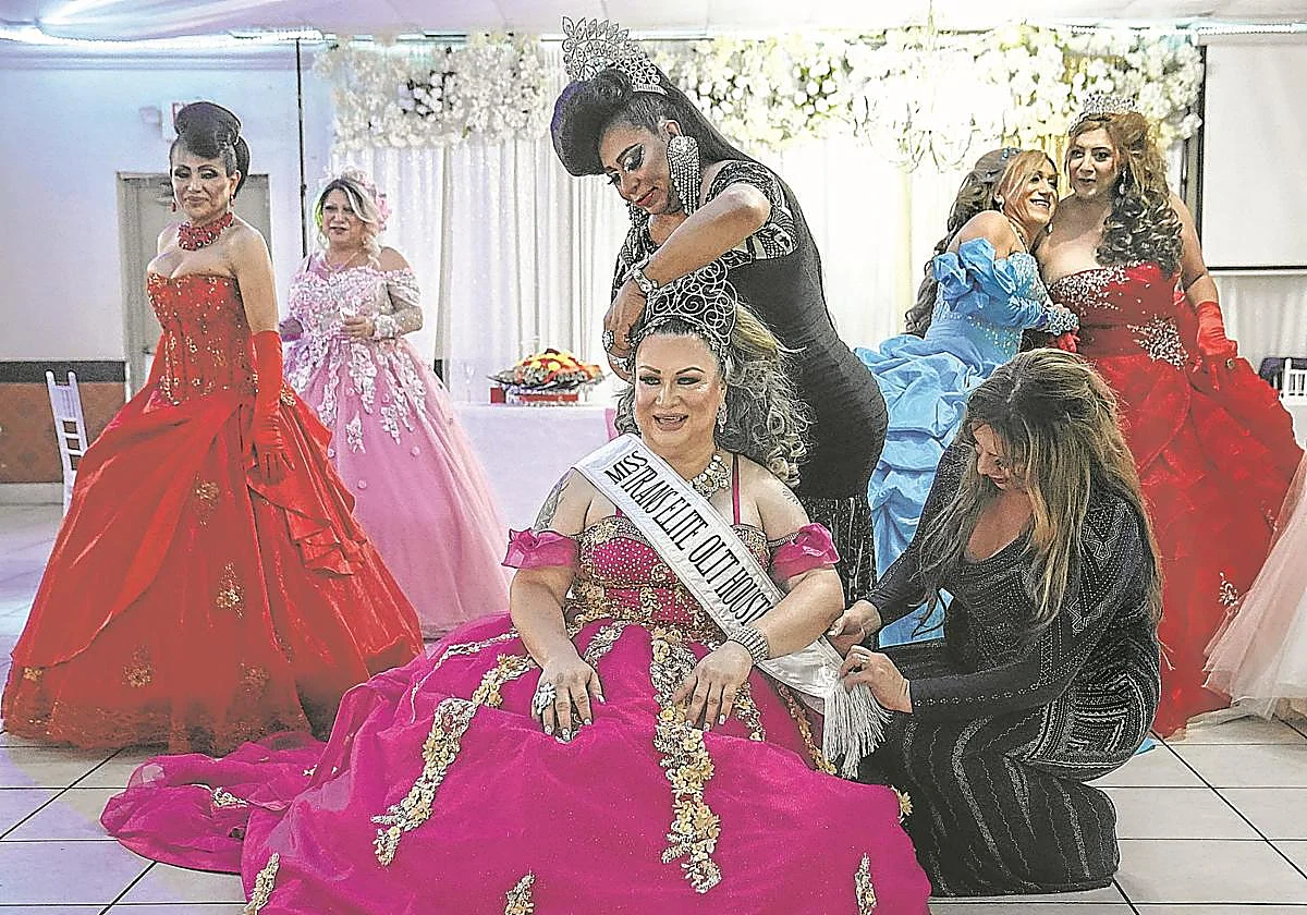 Mujeres trans celebran sus quince años a los cincuenta