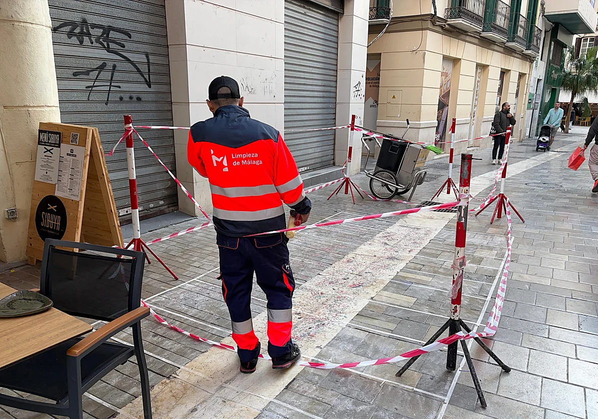 Málaga ultima una solución para no echar el líquido anticera esta Semana Santa