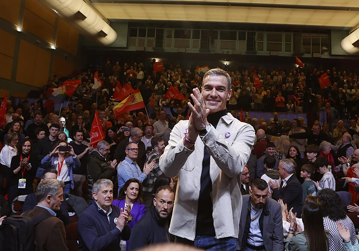 Sánchez vuelve a enarbolar el 'No a la guerra': «No estamos solos, somos los primeros»