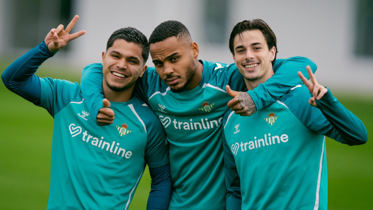 Valentín vuelve tras su sanción y Pablo García hace 'doblete' en la lista de Pellegrini frente al Getafe