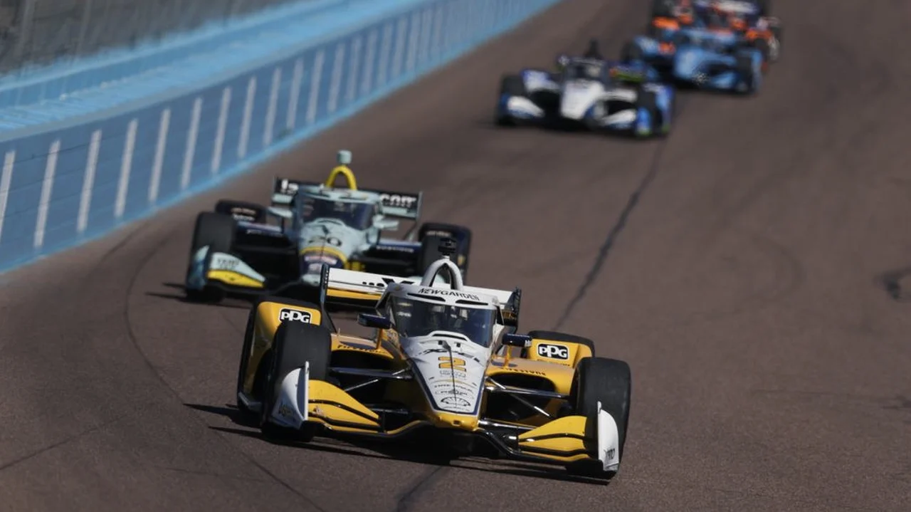 Josef Newgarden vuelve a ser el rey en Phoenix, y Álex Palou vuelve a ser humano