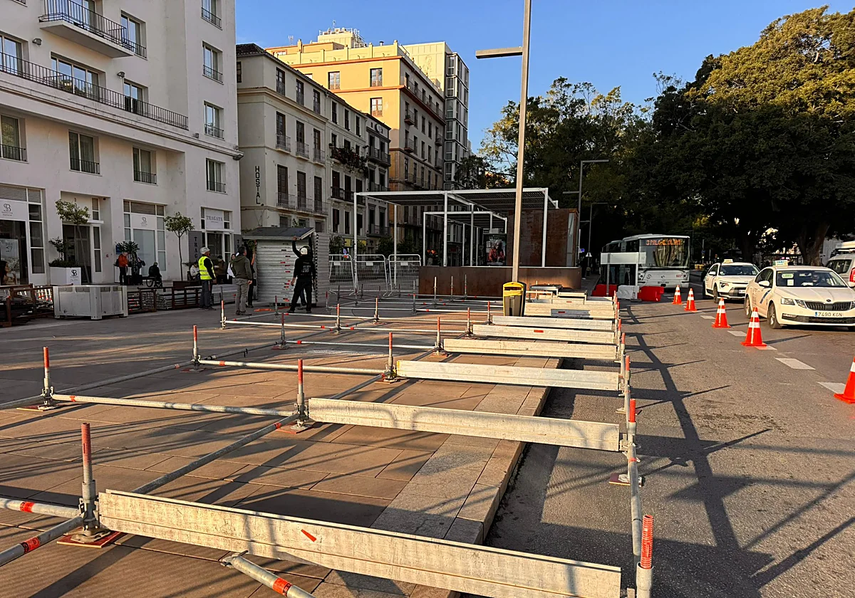 Cuenta atrás para la Semana Santa de Málaga: comienza el montaje de las tribunas