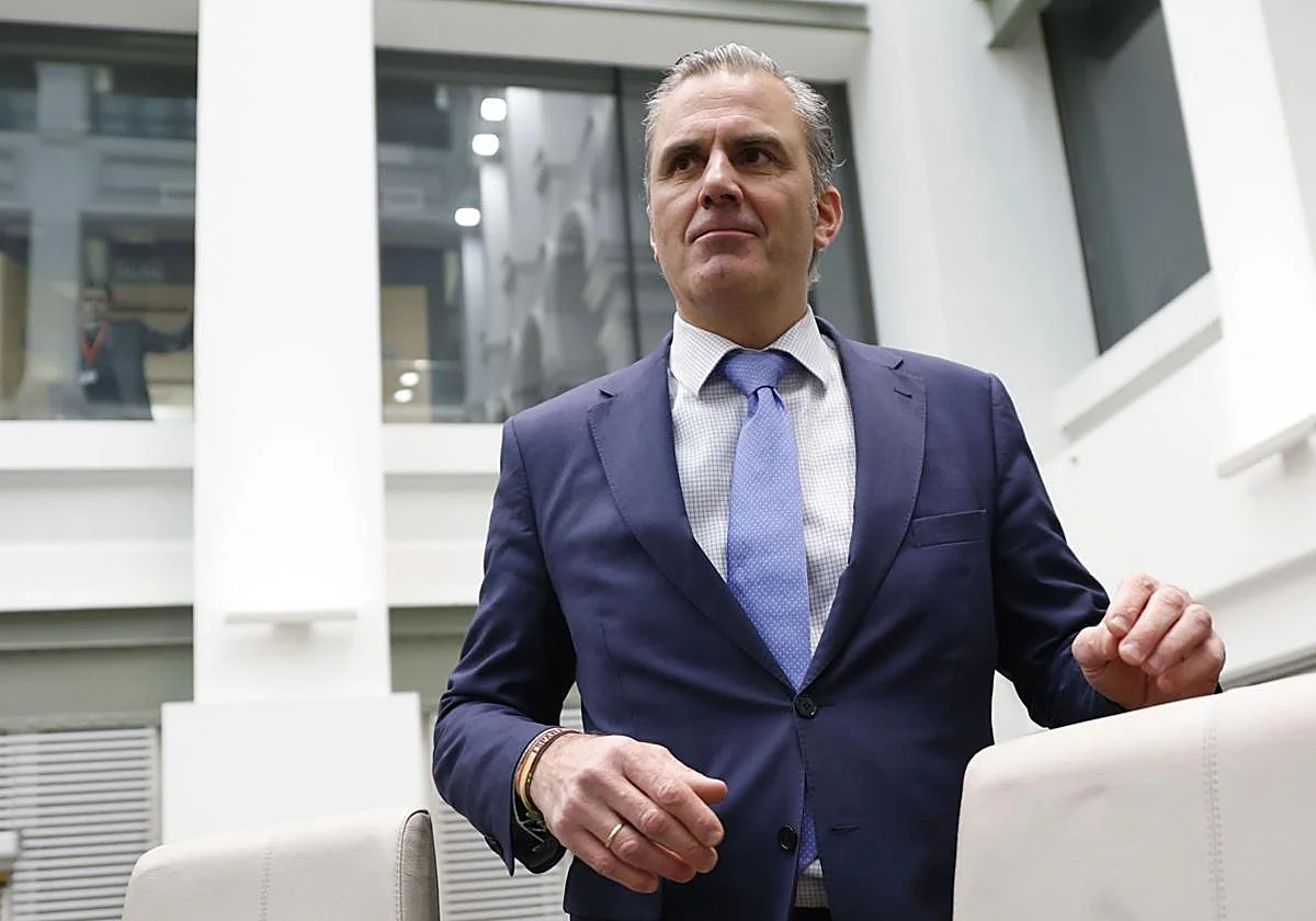 Ortega Smith denuncia a Vox por filtrar su expediente de expulsión