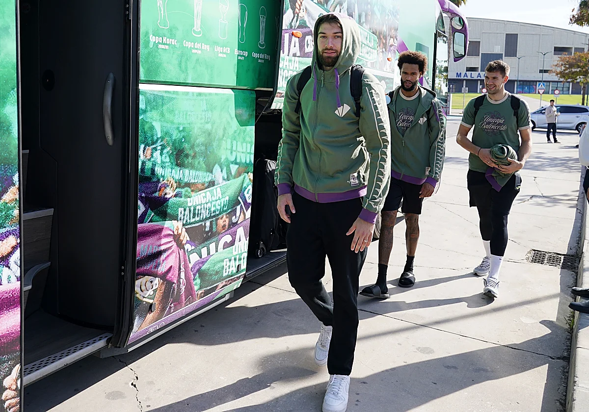 Chalon-Unicaja: Tillie vuelve a una convocatoria y Rubit es duda