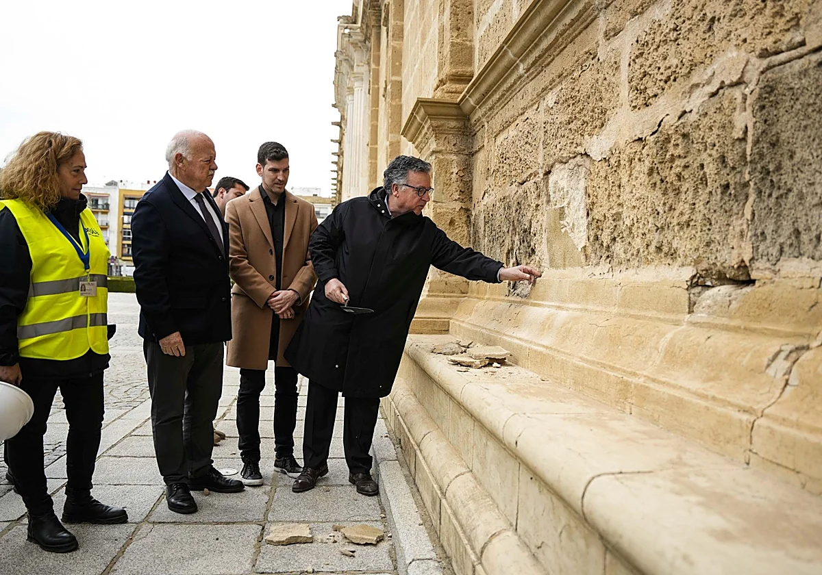 El Parlamento iniciará en breve las obras de restauración de su sede, que durarán casi dos años