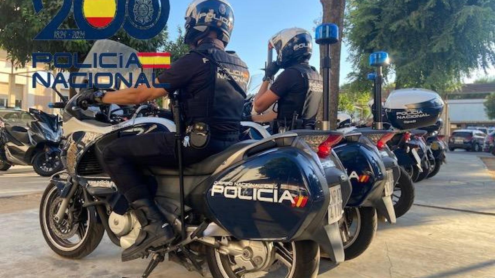 La Policía Nacional detiene a tres personas por robar hasta en siete ocasiones con la técnica 'mataleón' en Sevilla capital