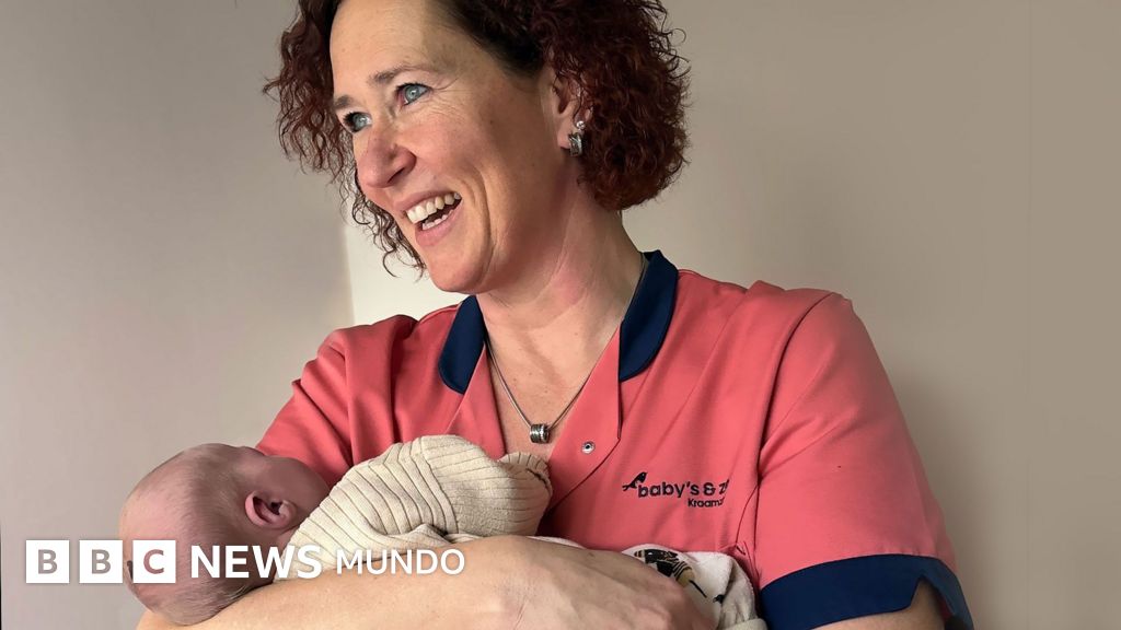 Kraamzorg, el sistema neerlandés único en el mundo para ayudar a cada familia cuando nace un bebé