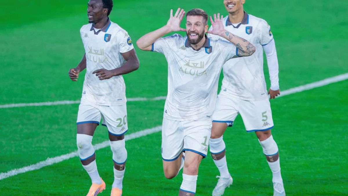 Escándalo en Arabia: una amarilla 'fantasma' y un 3-0 que se convierte en 0-3