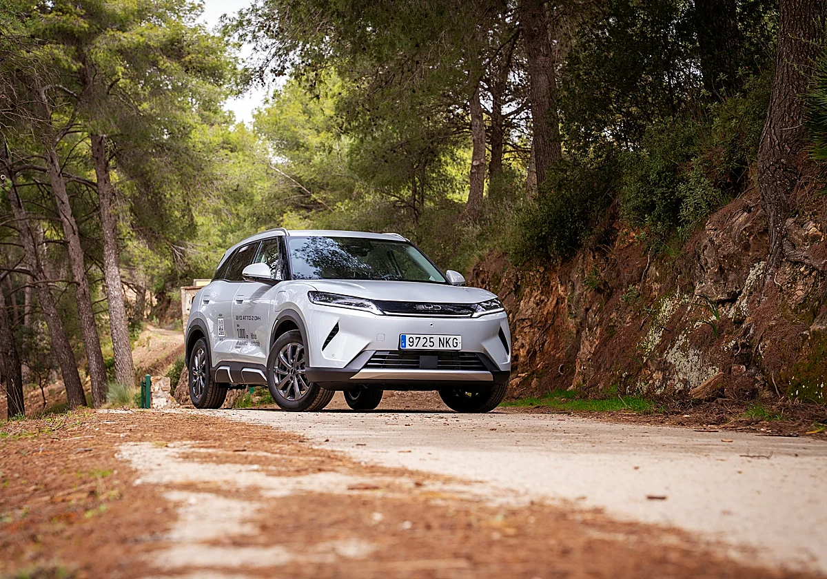 BYD Atto 2 Dm-i: el coche perfecto para el pueblo ya no se hace en Europa