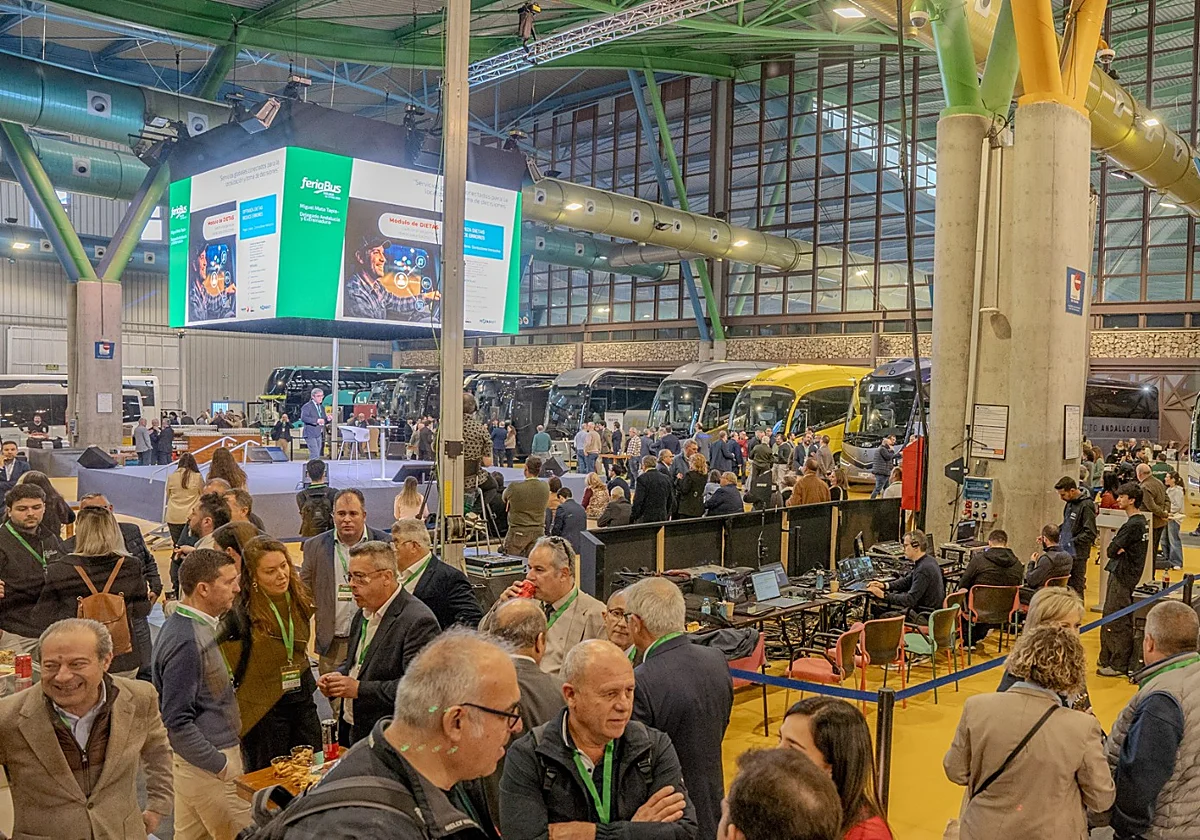 Málaga afianza su liderazgo en el sector del autobús, que factura 90 millones pero se enfrenta al reto de la falta de conductores