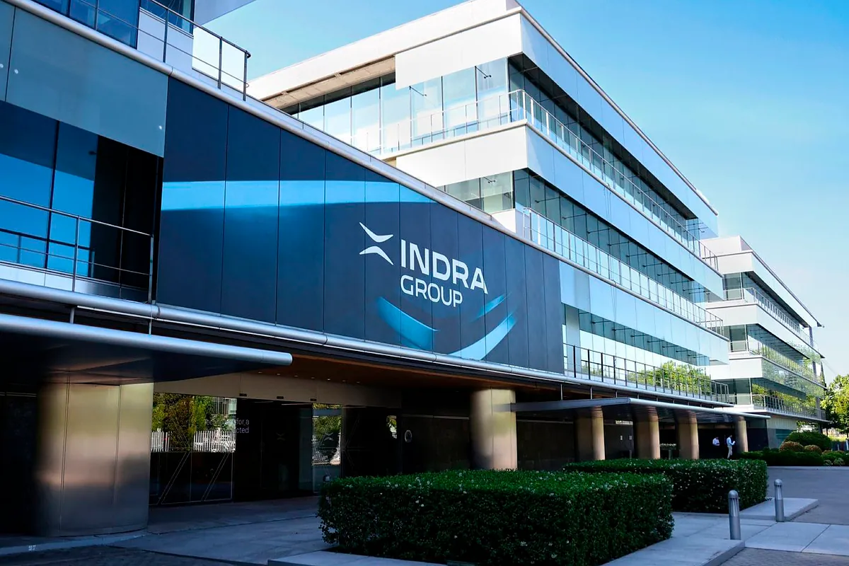 Goldman da más munición al rally de Indra con una valoración récord