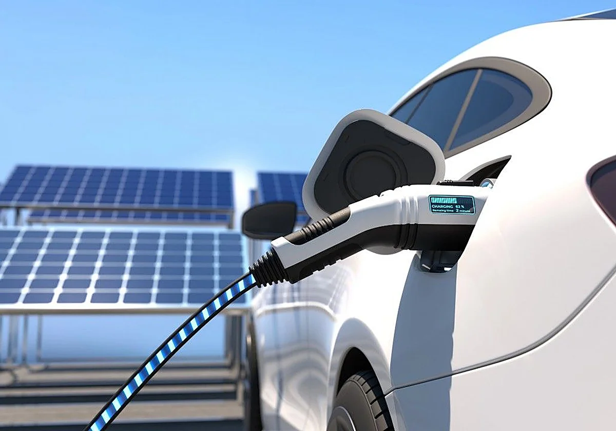 El precio del coche eléctrico se iguala al de combustión