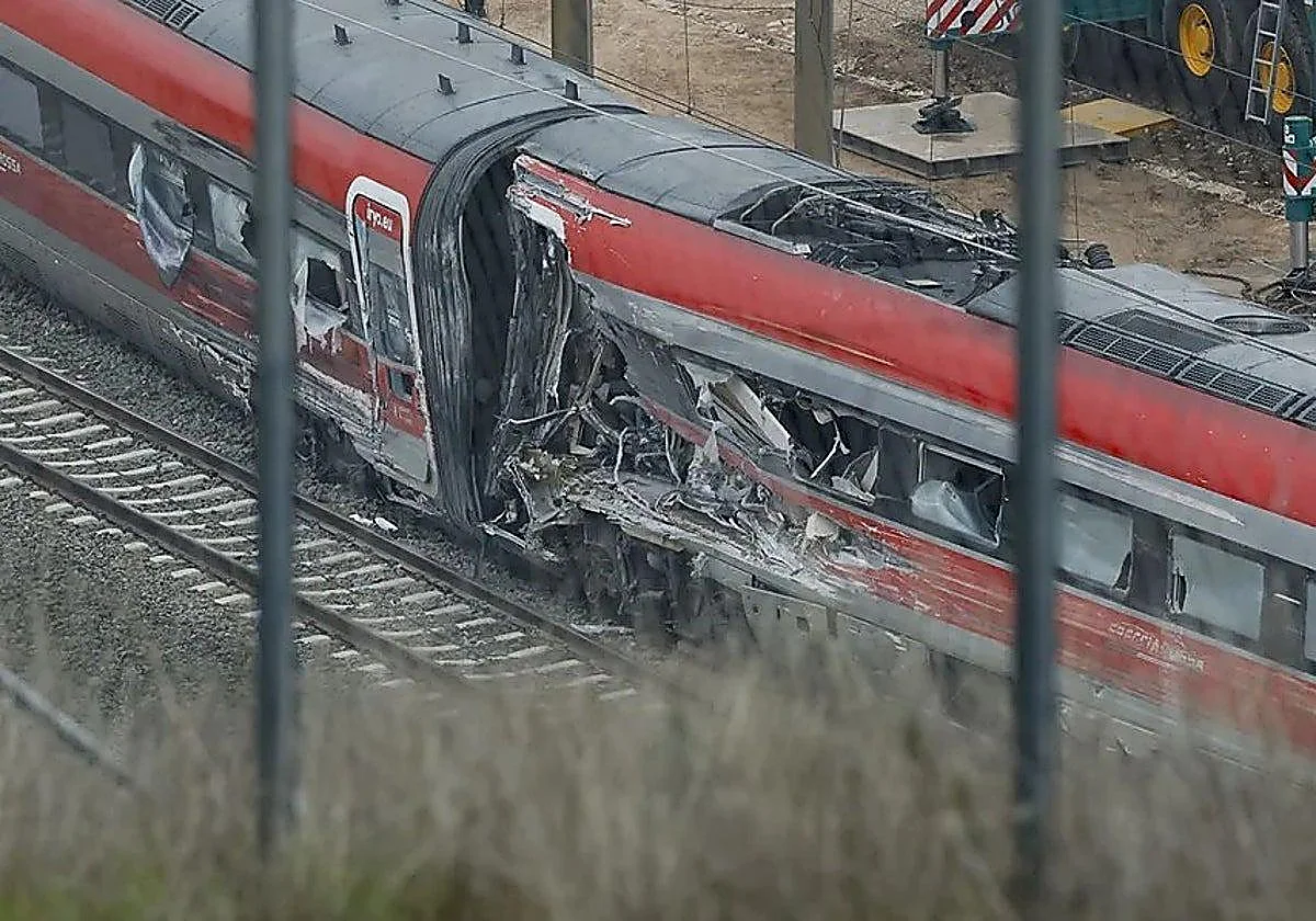Broken track caused Adamuz train crash, black boxes reveal