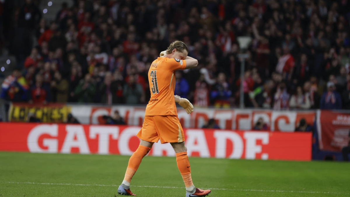 Kinsky rompe su silencio.. y levanta cabeza