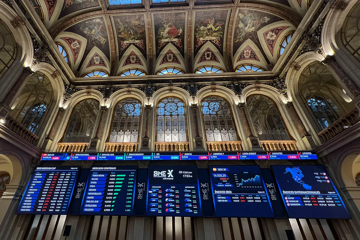 El Ibex sufre con los 100 dólares que vuelve a tocar el petróleo