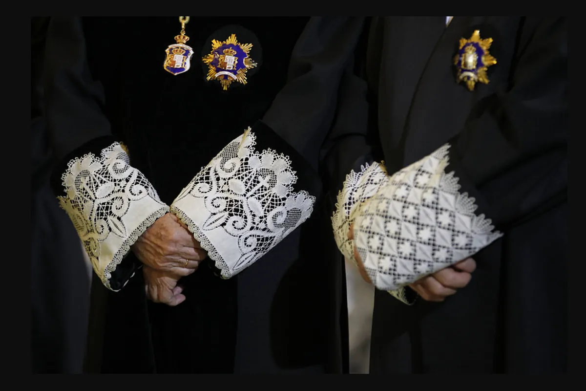 El Gobierno lanza una macroconvocatoria de oposiciones y plazas para 500 jueces y 200 fiscales