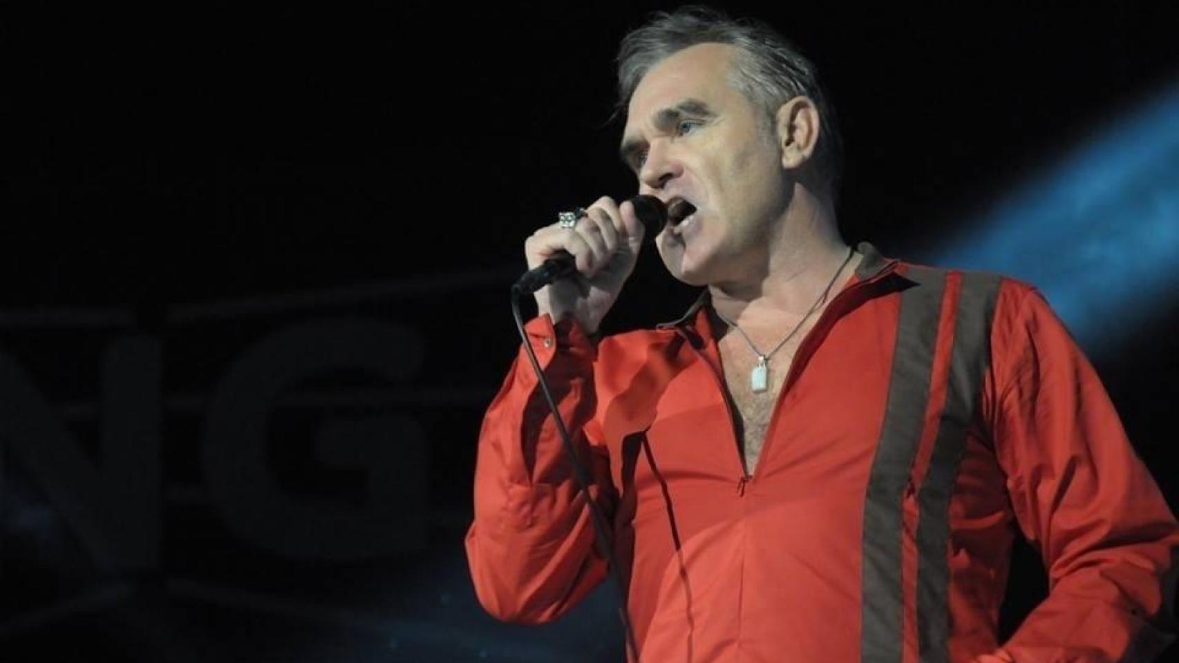 Morrissey suspende su concierto en Valencia porque "el ruido" de las Fallas le impidió dormir