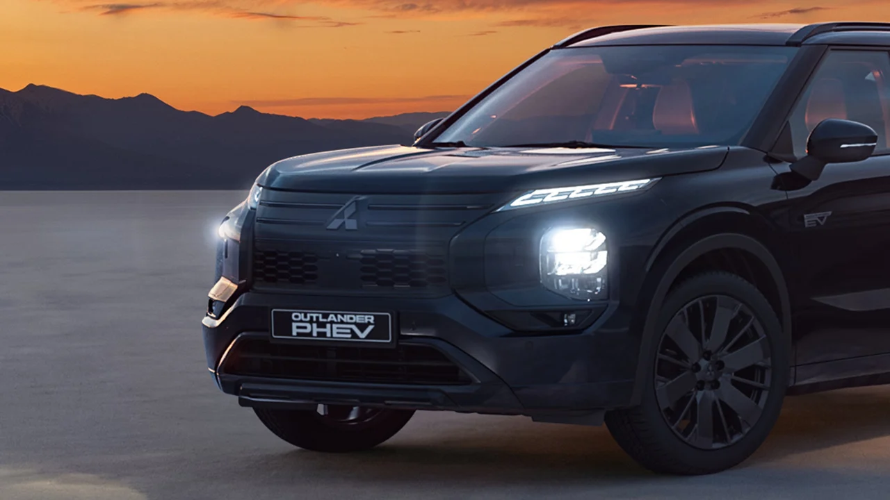 Llega el Mitsubishi Outlander PHEV de aspecto premium, la nueva versión Black Edition ya tiene precio