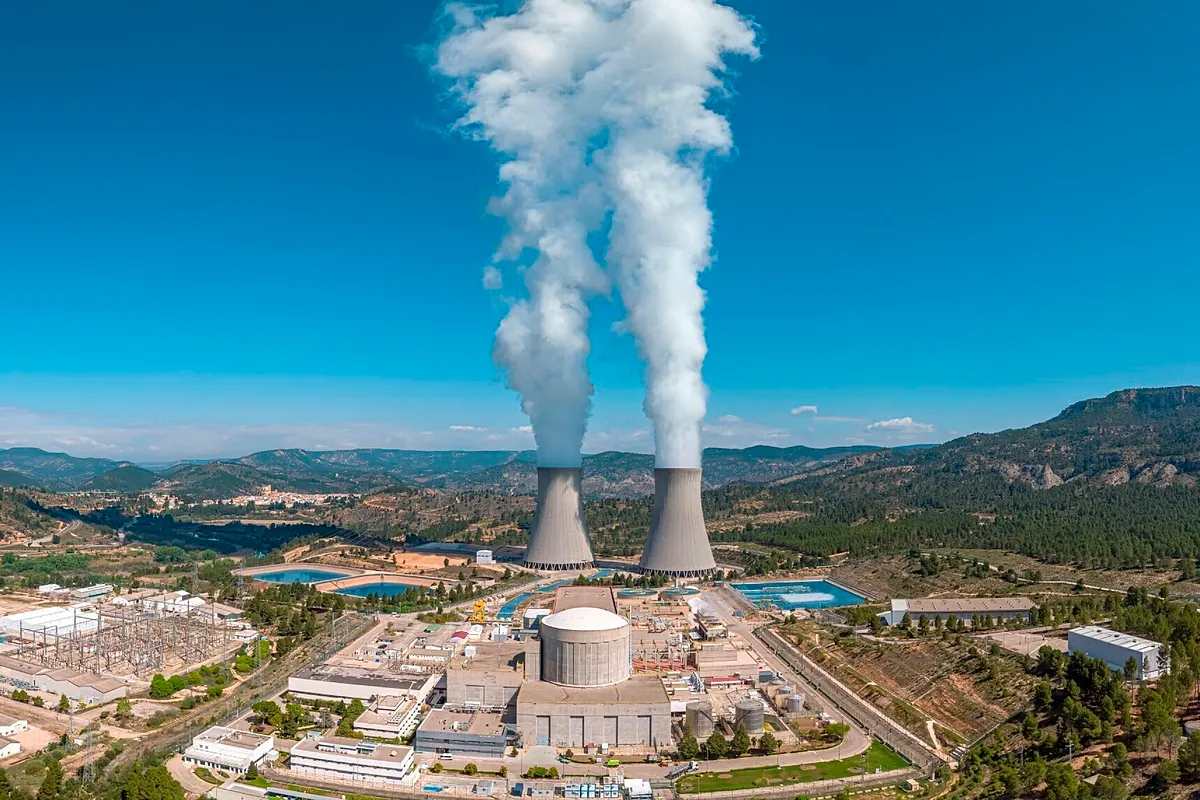 La crisis energética en Oriente Próximo reaviva el interés en la energía nuclear