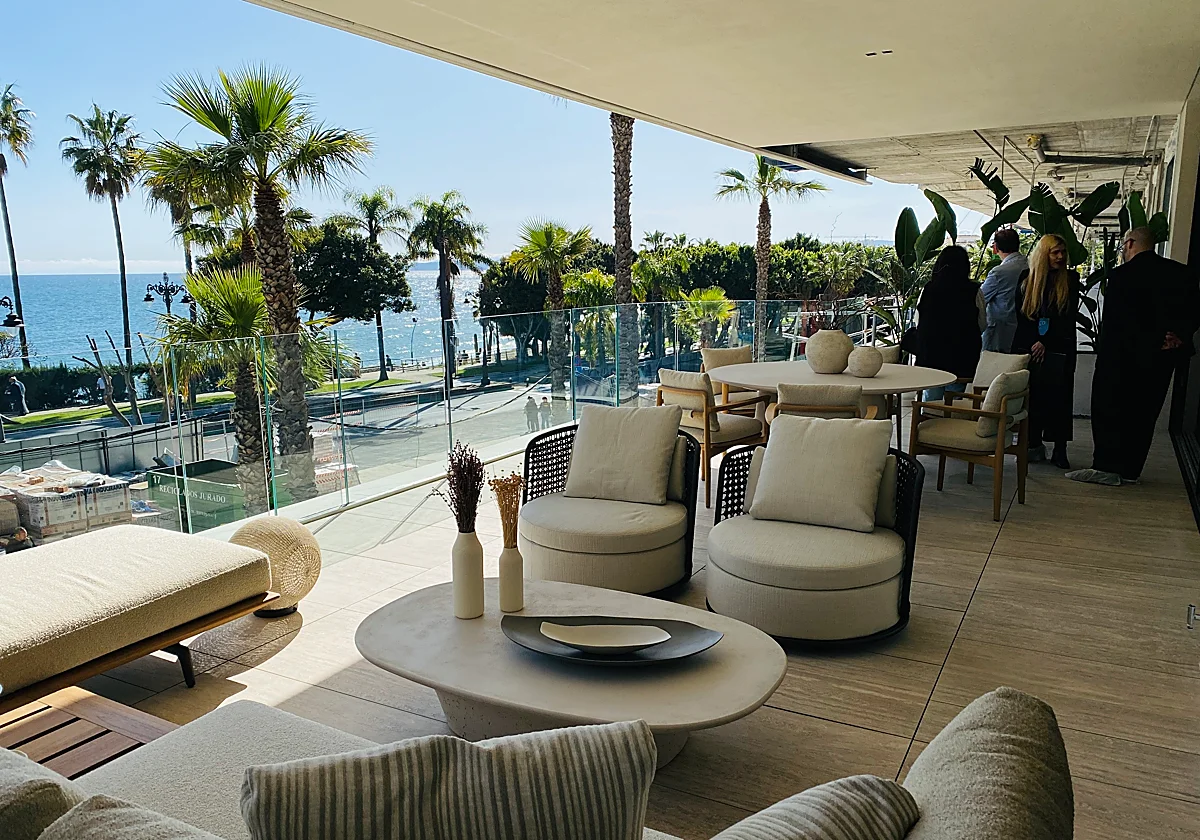 Así es el piso de 3,5 millones de euros de Tyrian Residences en Estepona