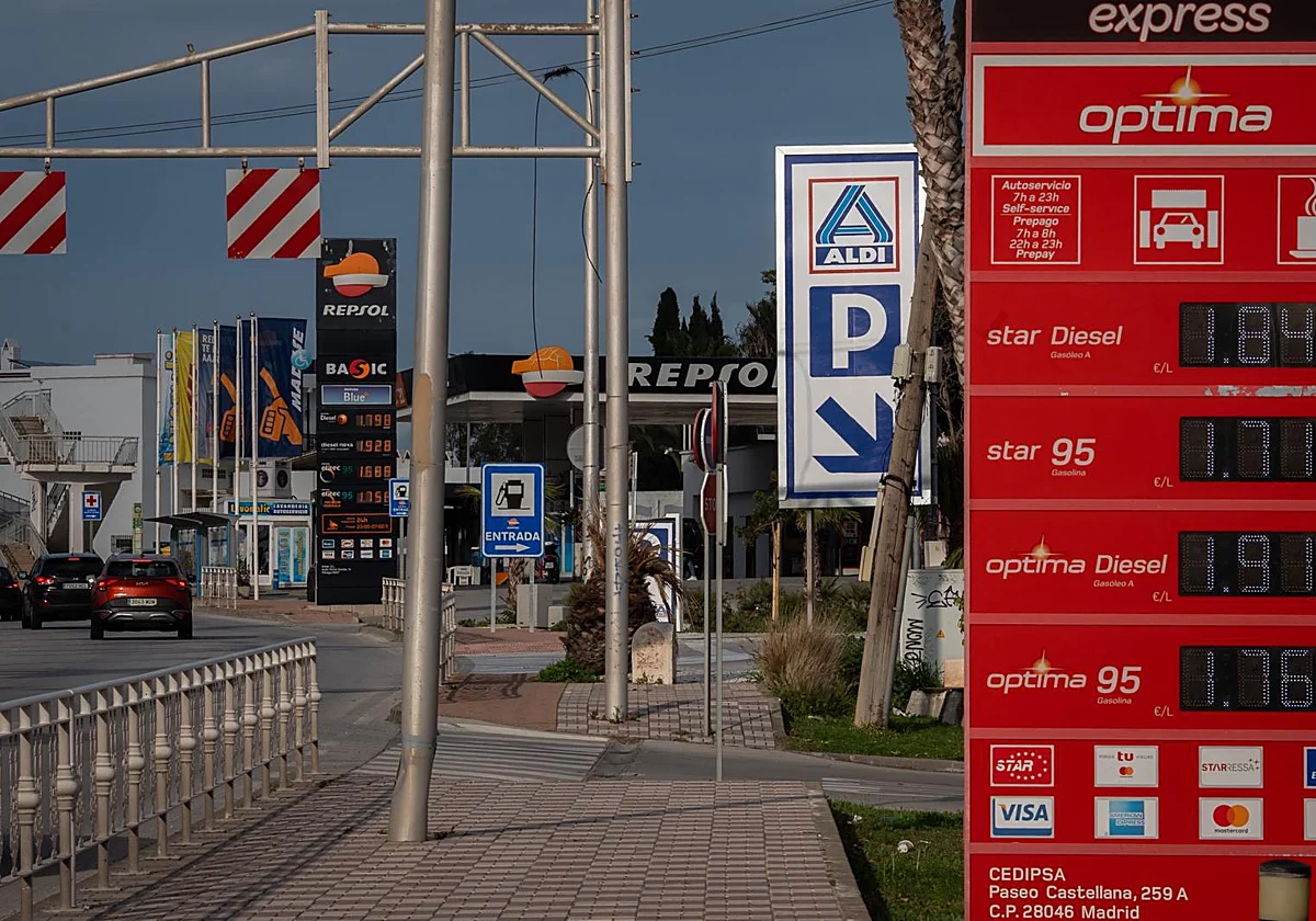 La guerra de Irán ya se deja notar en el bolsillo de los malagueños