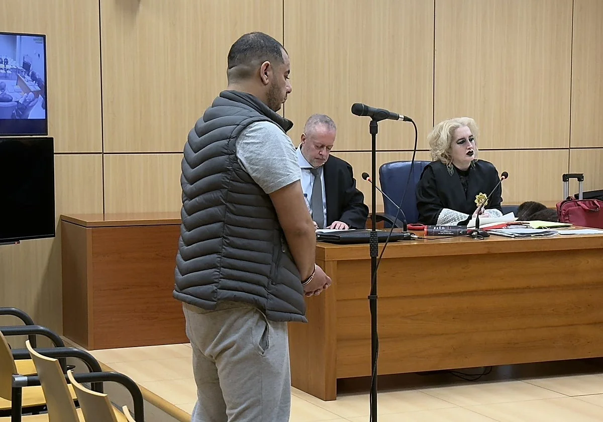 Confiesa haber violado a una mujer con una botella de cristal tras retenerla en su piso en Valencia
