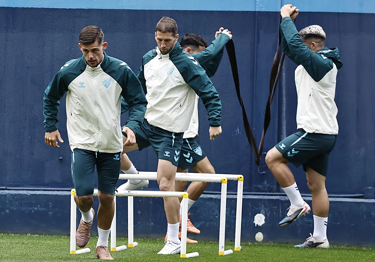 Funes prepara el partido ante el Huesca con Puga y sin Víctor García ni Juanpe