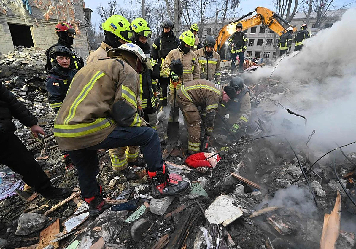 Las guerras que ha eclipsado Irán: la hemorragia continúa en Ucrania y Gaza
