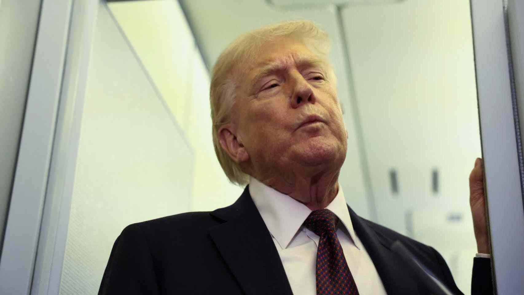 Donald Trump acusa a Irán de utilizar la IA para difundir desinformación: "Tenemos que tener mucho cuidado"