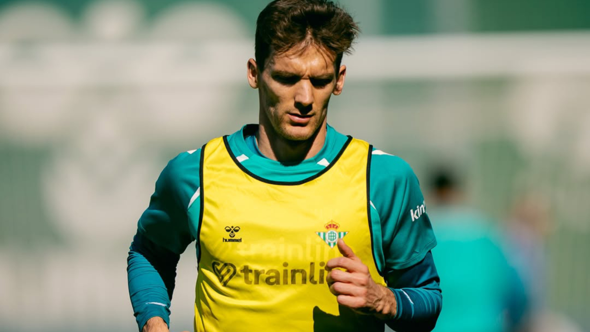 Llorente ya corre sobre el césped con la vista puesta en San Mamés