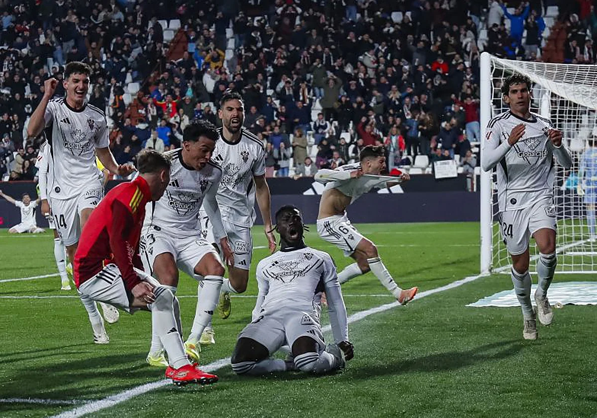 Así queda la clasificación de Segunda División al término de la jornada 30