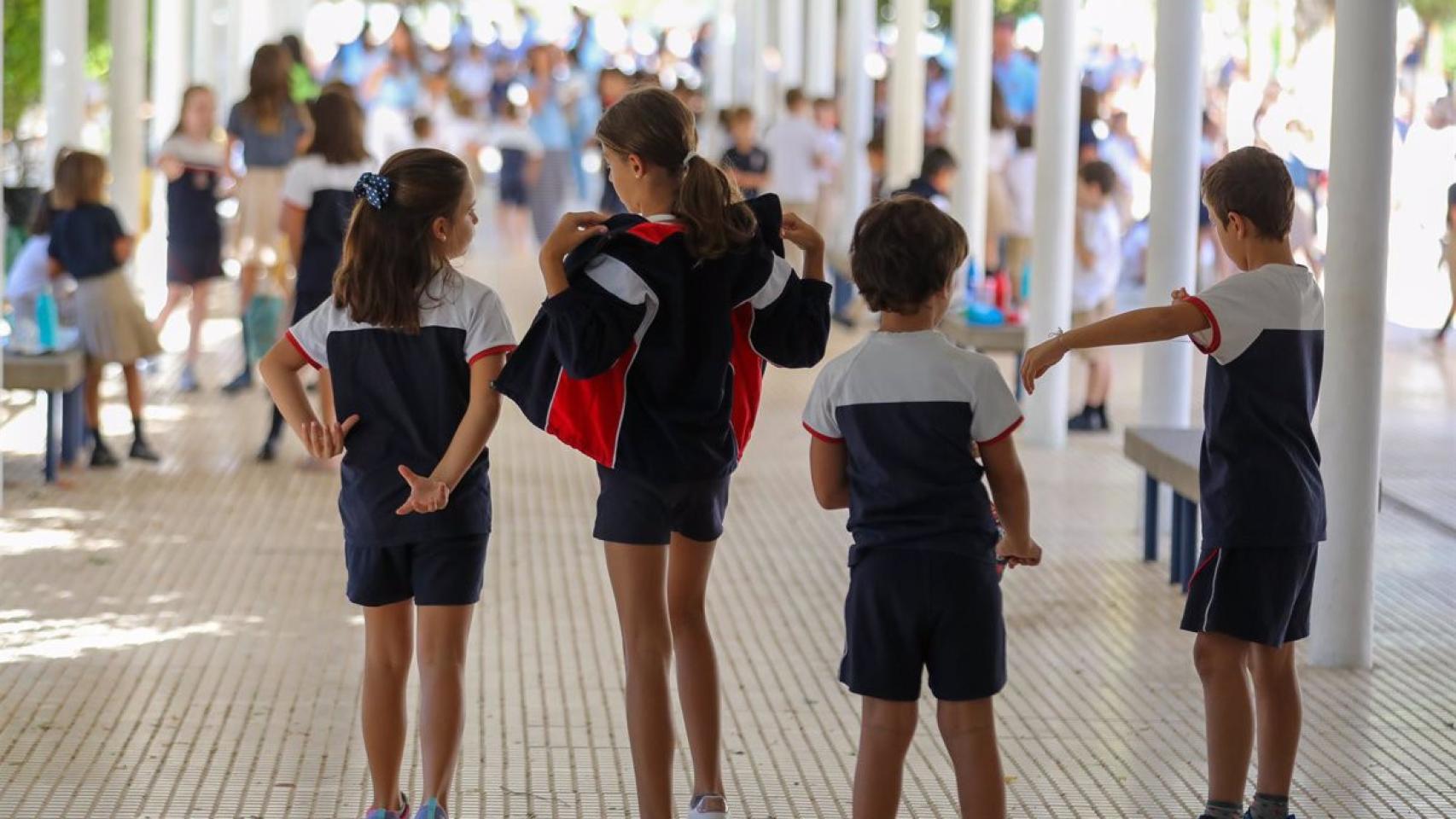 Los colegios cambiaron el nombre a 6 de cada 10 menores que alegaron disforia de género sin consultar a sus padres
