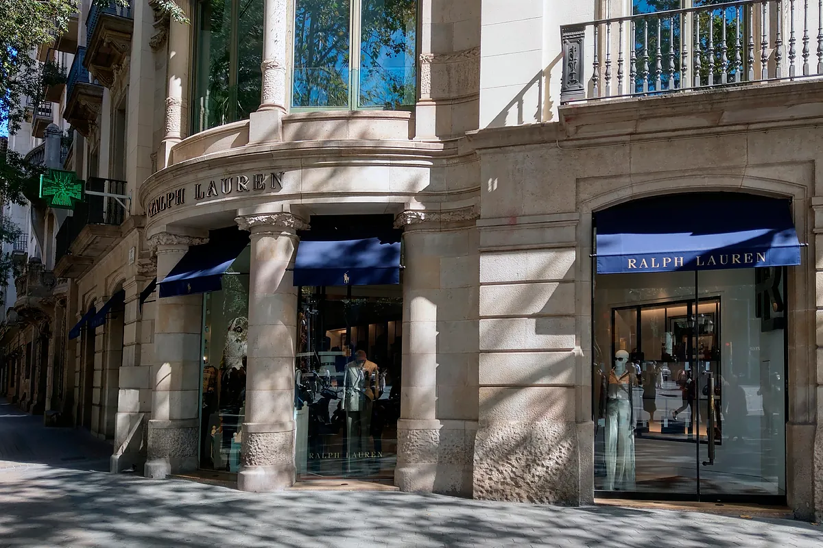 Ralph Lauren crece un 8,5% en España gracias a su negocio mayorista