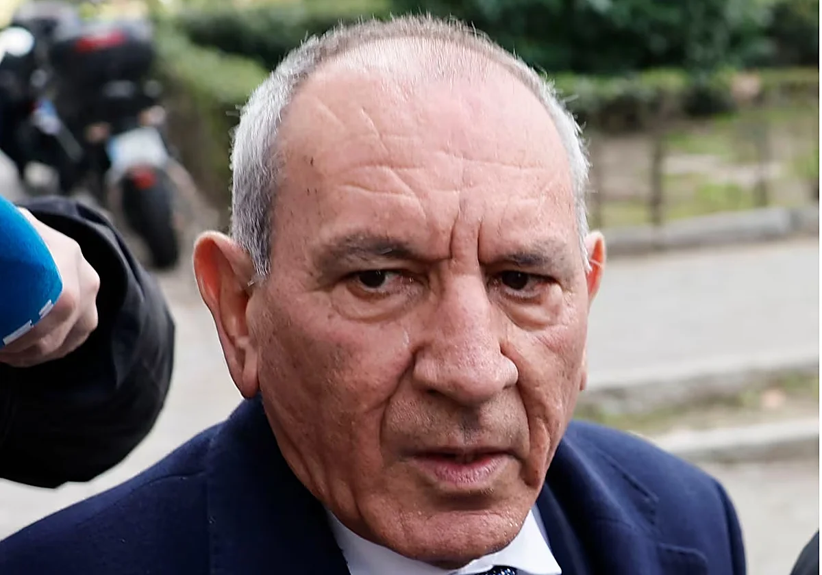 El exDAO acusado de violar a una subordinada y su presunta víctima comparecen hoy ante el juez