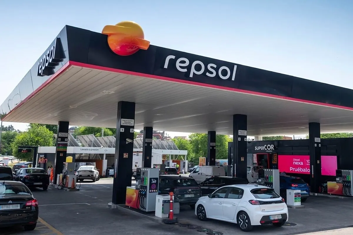 Barclays dispara un 50% de golpe su valoración de Repsol