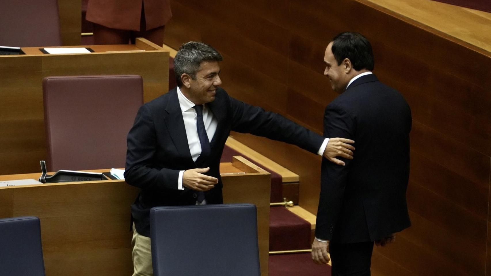 El archivo a Mazón libra a Pérez Llorca de su mayor escollo electoral y permite al 'expresident' mantener el acta