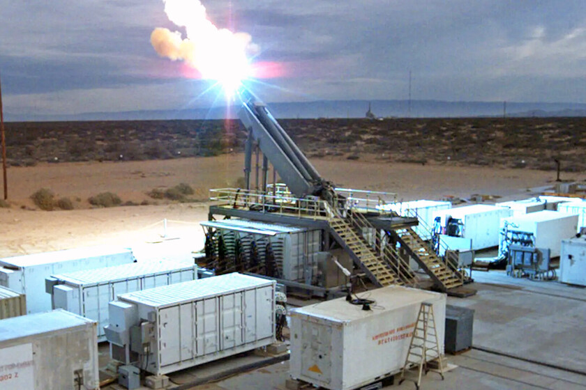 En un mundo cada vez más proclive a la guerra, EEUU ha apretado el botón del futuro: disparar un cañón electromagnético