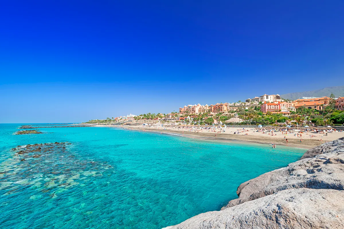 La guerra en Irán ya desvía turismo de Oriente Próximo hacia España