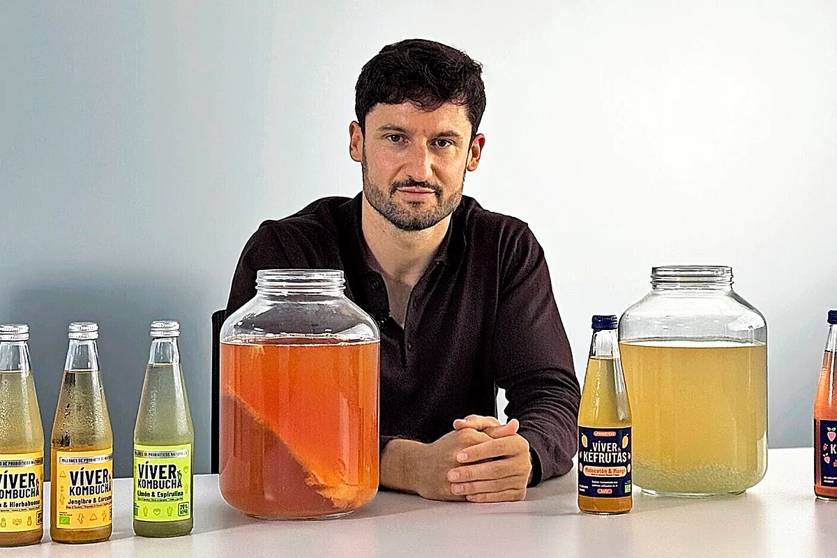 El ingeniero que dejó su trabajo en EEUU para hacer kombucha en Granada
