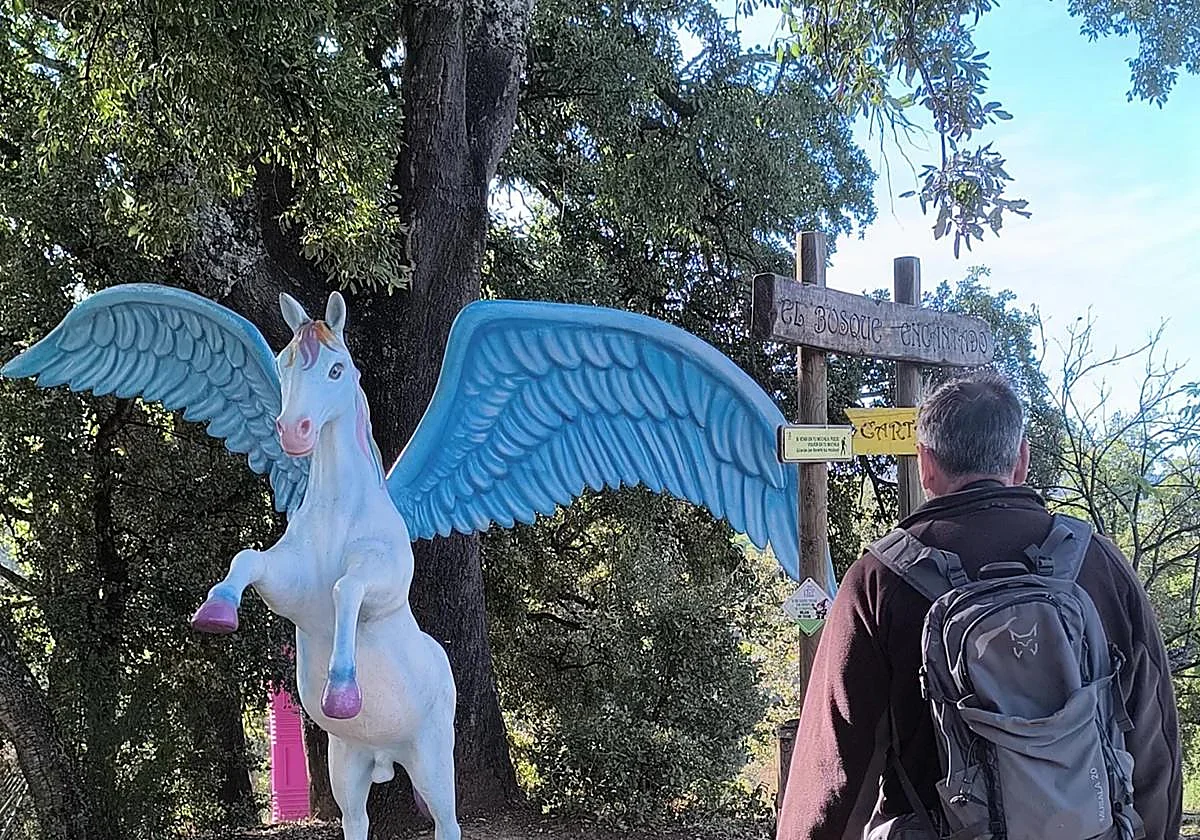 El Bosque Encantado pide ayuda: «Si está cerrado, aquí no come nadie»