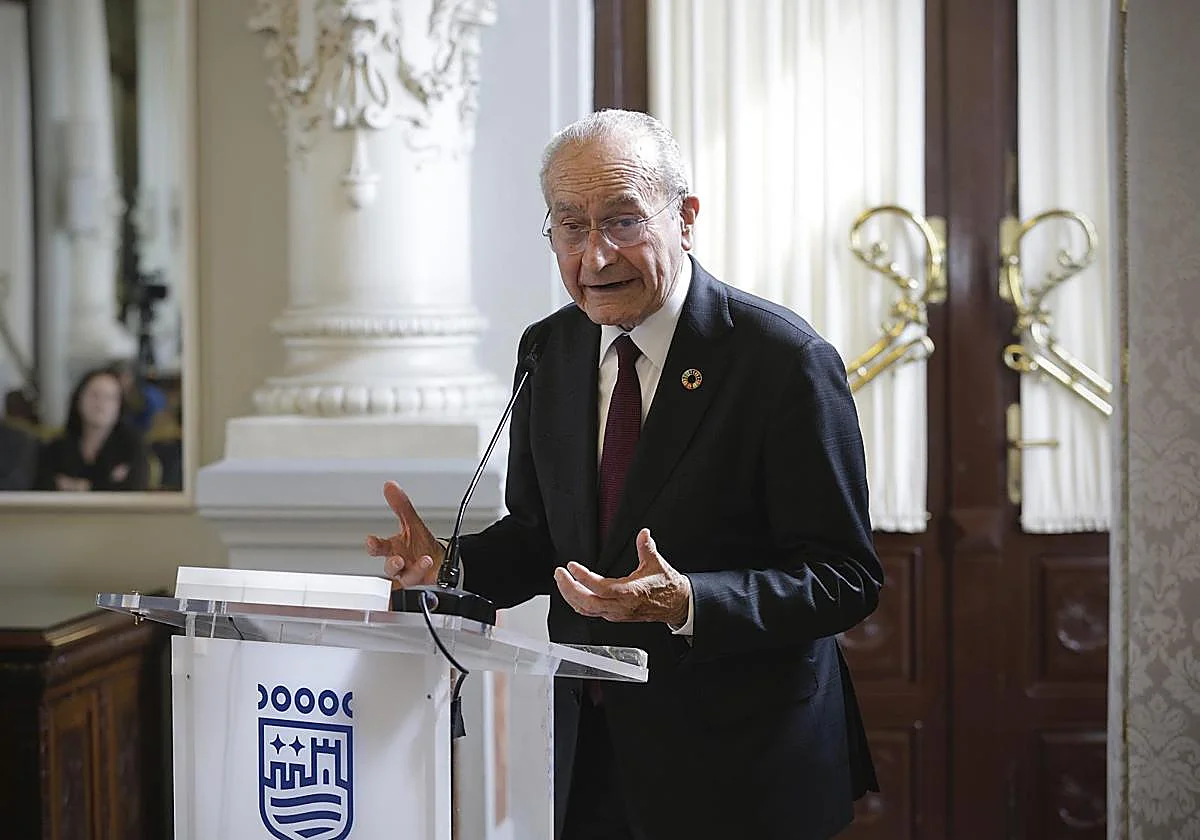 De la Torre acusa al Gobierno de «falta de transparencia» en la reparación del talud de Álora