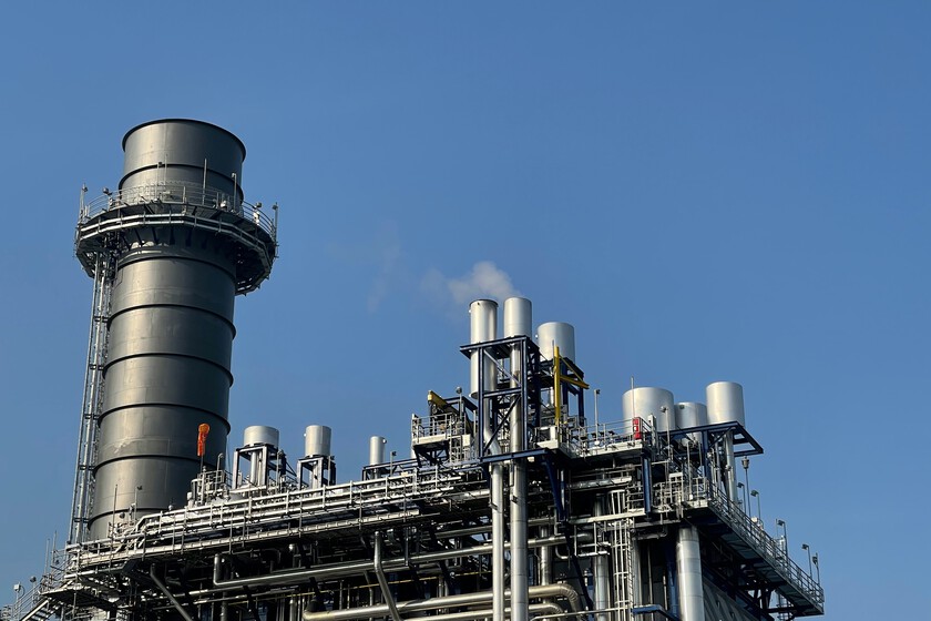 Combustible hecho de aire y agua a precio competitivo: es la promesa de una startup China que pretende revolucionar el sector