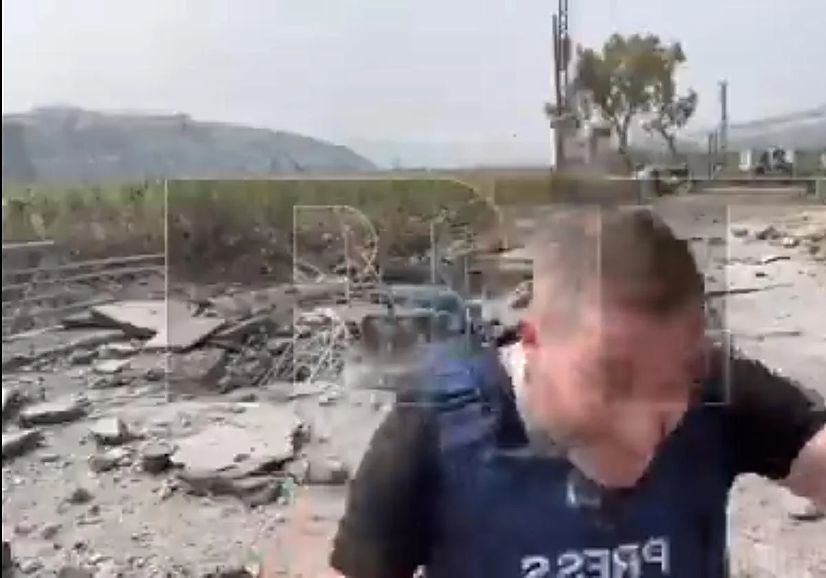 Cae un misil sobre dos periodistas en plena grabación de un vídeo en Líbano