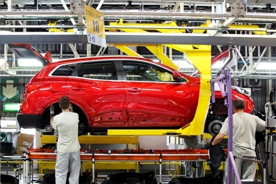 Renault ofrece producir cinco nuevos modelos en sus plantas españolas