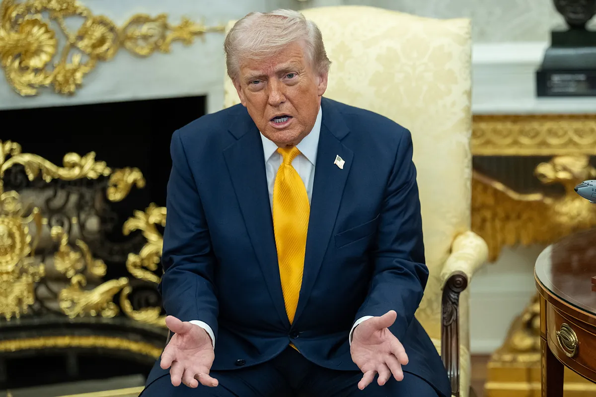 Trump relaja las sanciones a Venezuela para contener la escalada del precio del crudo