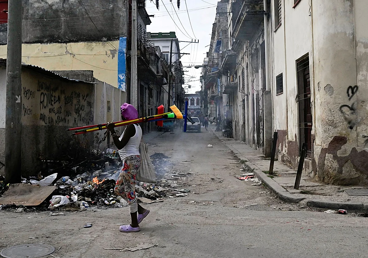 EE UU vaticina un cambio de régimen «a cámara lenta» en Cuba