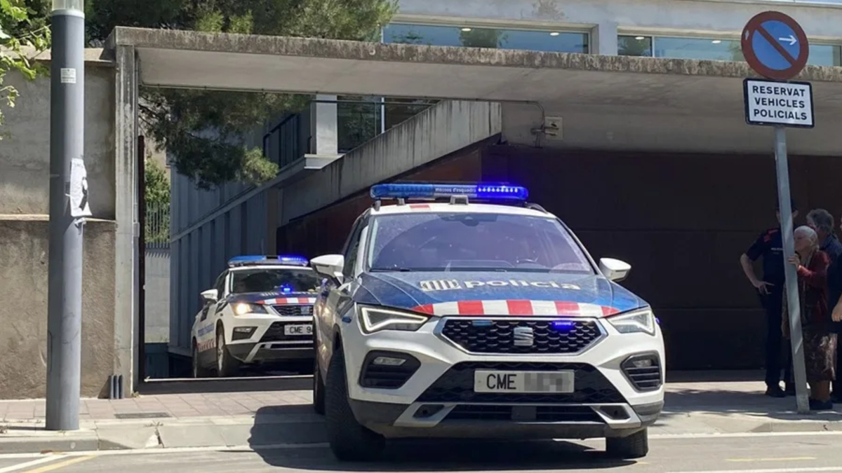 Encuentran el cuerpo de Jimmy Gracey en la playa de Somorrostro después de casi tres días desaparecido